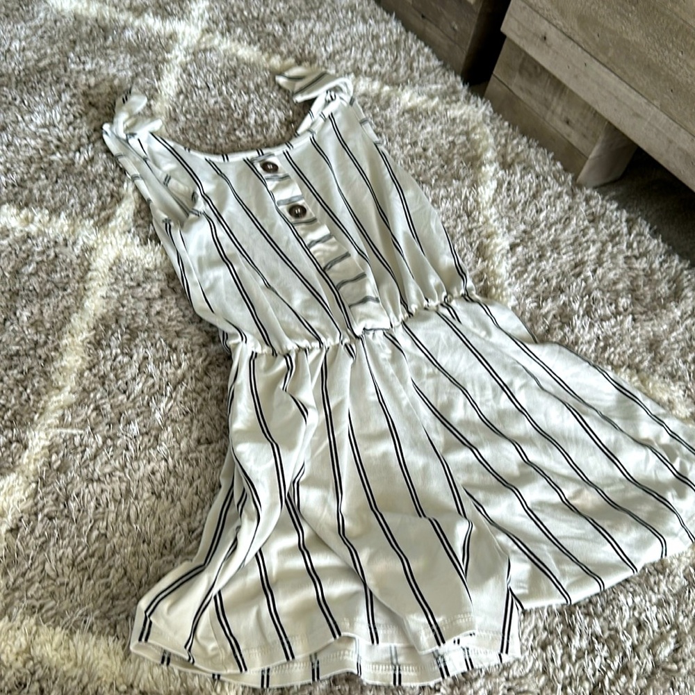 beachy striped rhomper with buttons